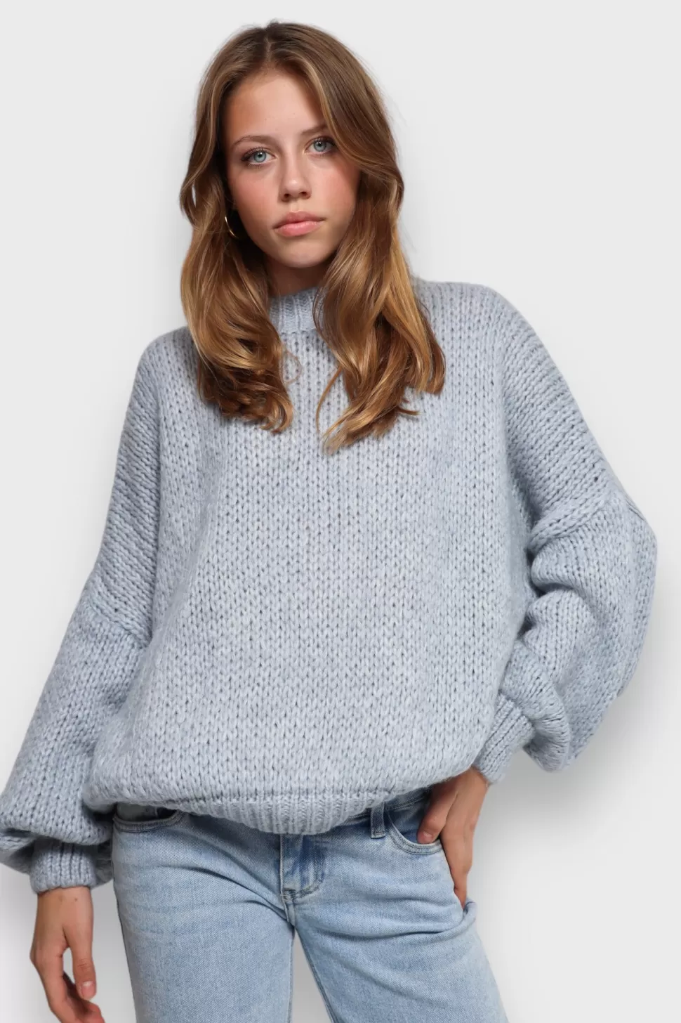 Pull "Keep Me Warm" Bleu Clair*Meet Me There Discount